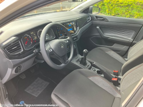 Volkswagen POLO TRACK 1.0 2024/2025